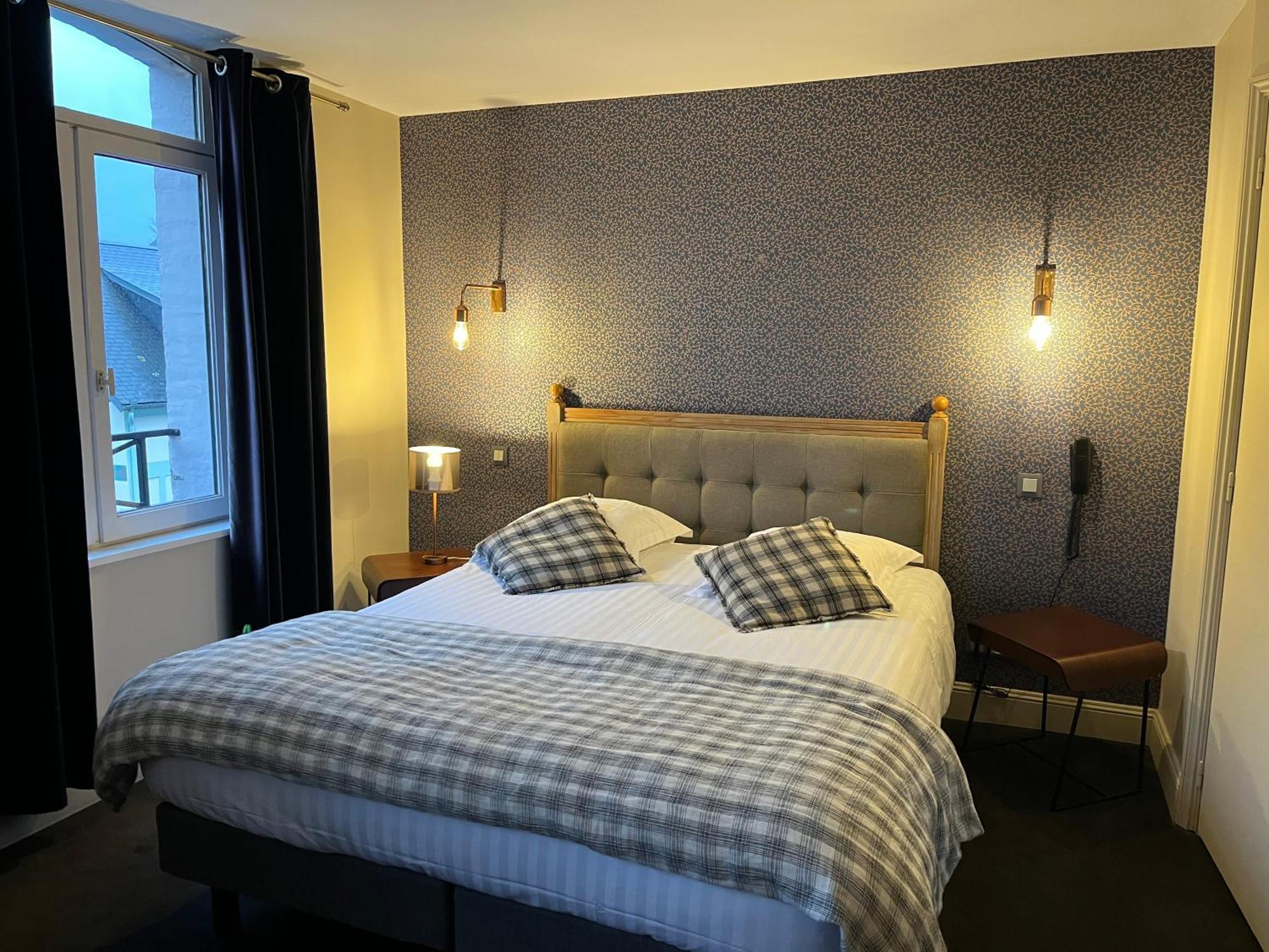 The Originals Boutique, La Colonne De Bronze, Hotel Saint-Valery-sur-Somme